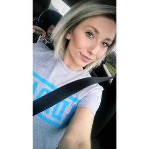 Meet your Posher, Caroline